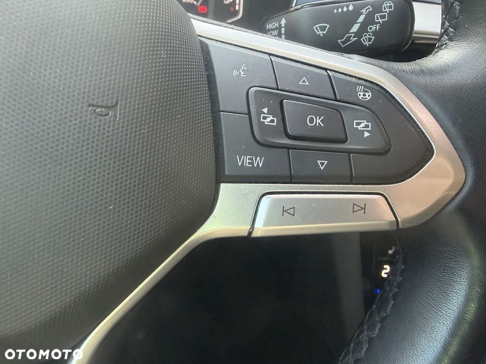 Volkswagen Passat - 5