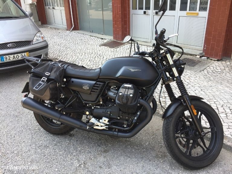 Moto Guzzi V7 V7 III Stone Night Pack - 9