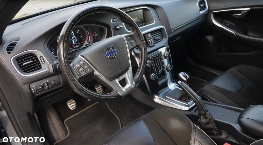 Volvo V40 D2 Drive-E R-Design Kinetic - 14