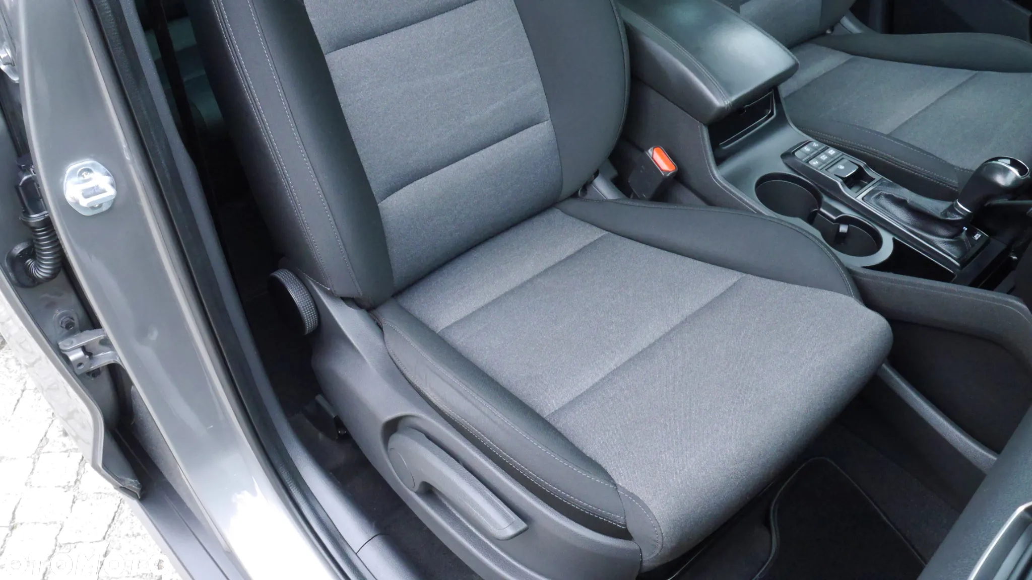 Hyundai Tucson 1.6 T-GDi Premium 2WD DCT - 35