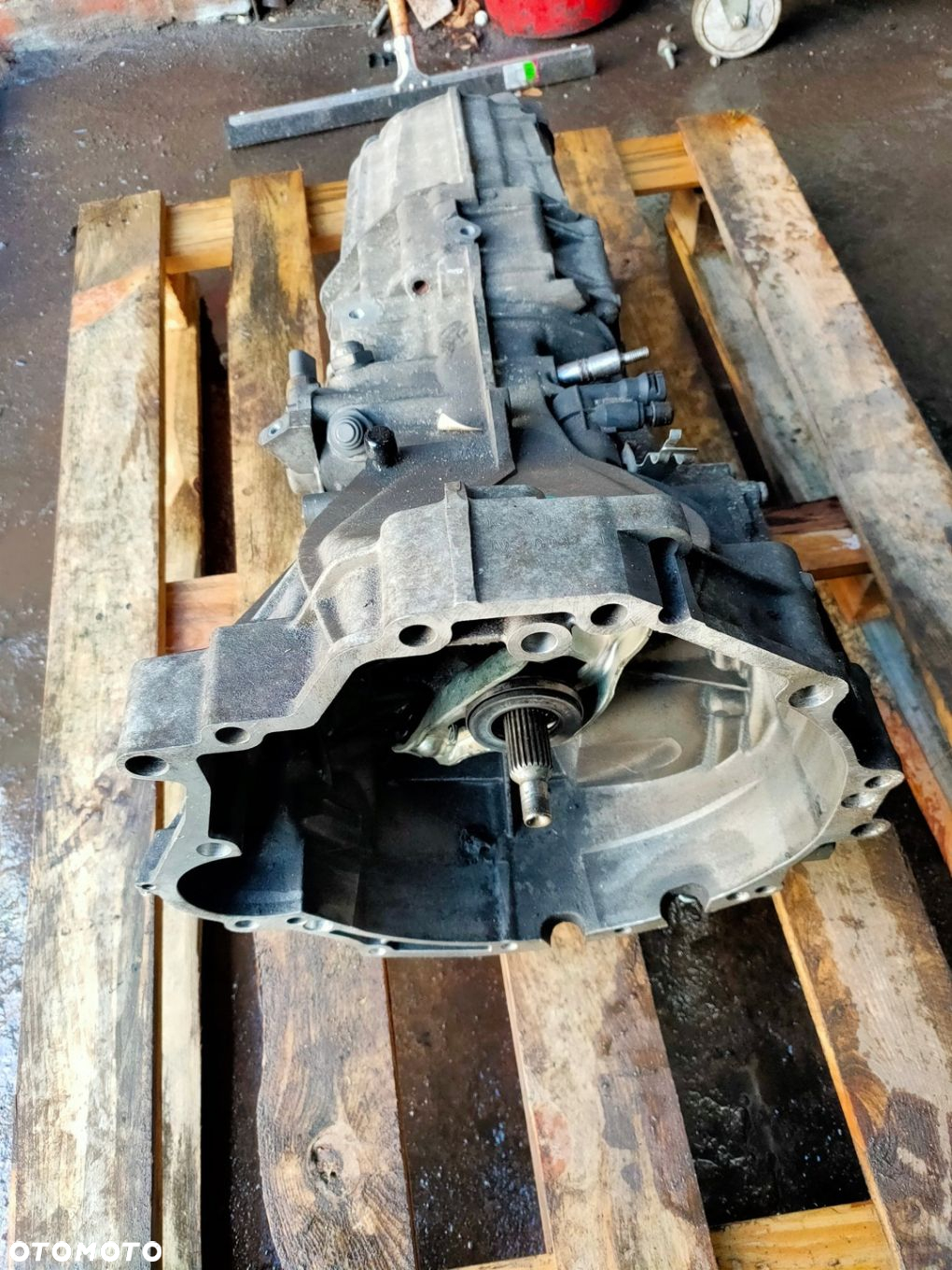 SKRZYNIA BIEGÓW 6 BIEG MANUAL A4 B7 EXEO JWS 2,0 TDI - 2