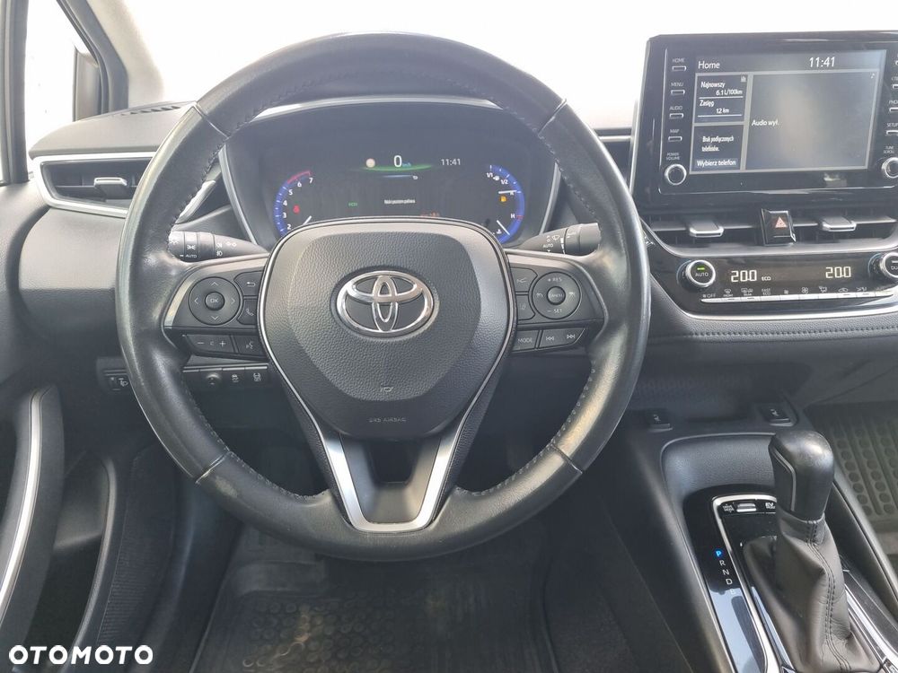 Toyota Corolla 1.8 Hybrid Comfort - 17