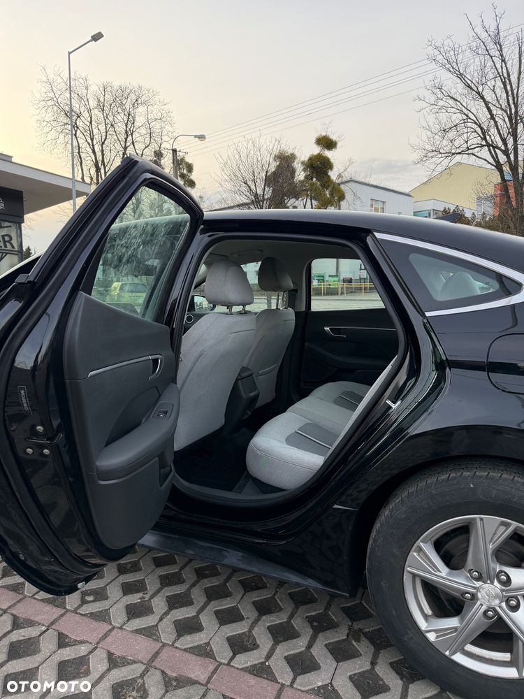 Hyundai Sonata - 7
