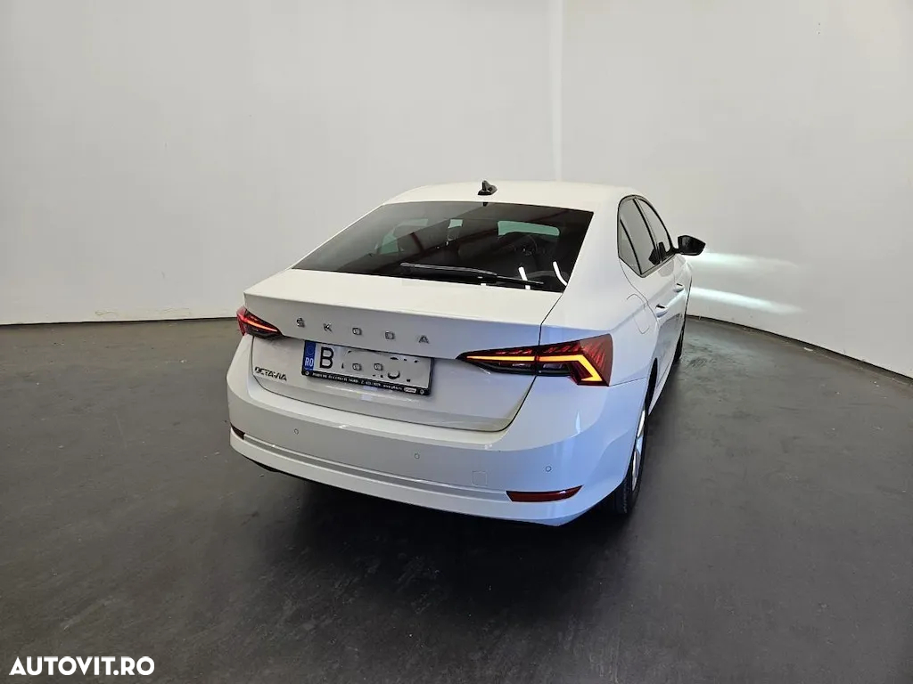 Skoda Octavia - 4