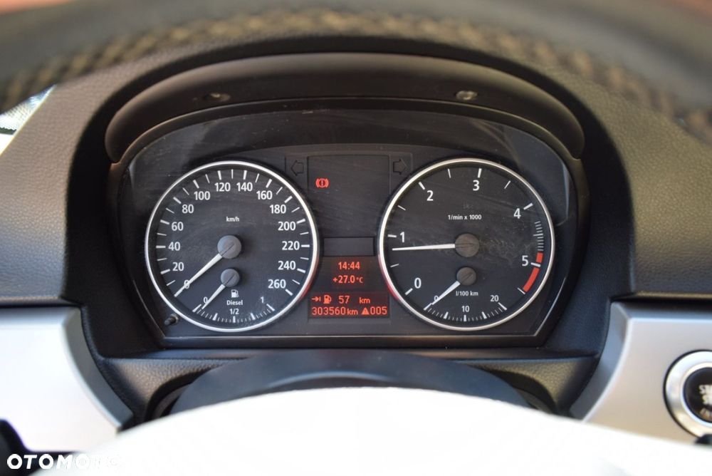 BMW Seria 3 - 27