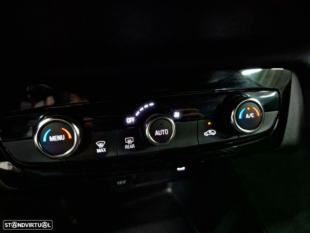 Opel Corsa 1.2 T GS - 19