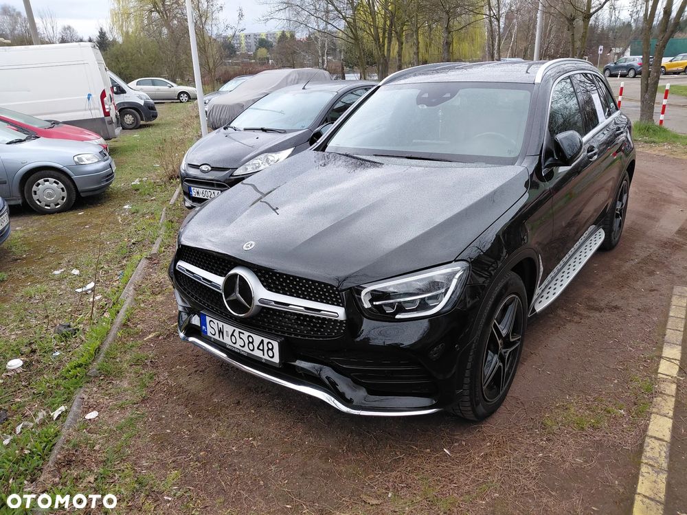 Mercedes-Benz GLC 200 d 4Matic 9G-TRONIC AMG Line - 25