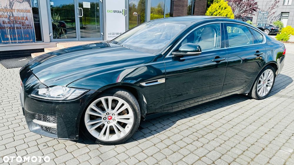 Jaguar XF 35t AWD Prestige - 2