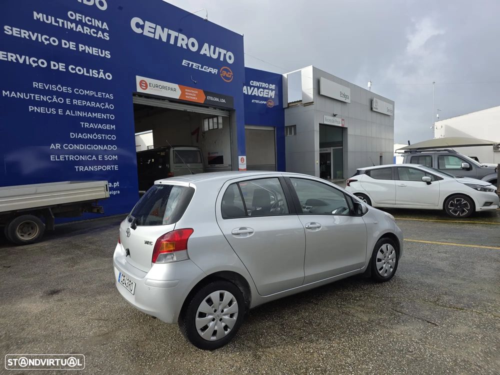 Toyota Yaris 1.4 D-4D Executive - 8