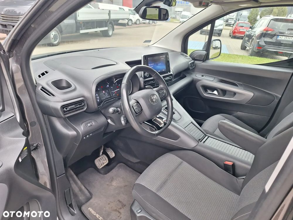 Toyota Proace City Verso Long 1.2 D-4T Family - 8