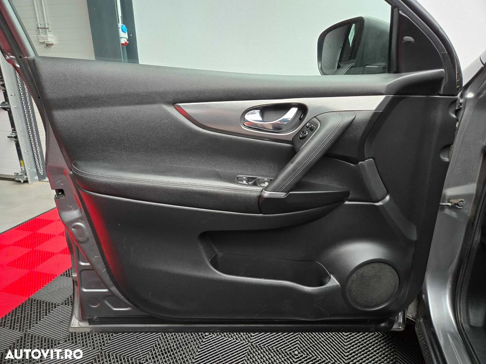 Nissan Qashqai 1.6 DCI TEKNA - 11