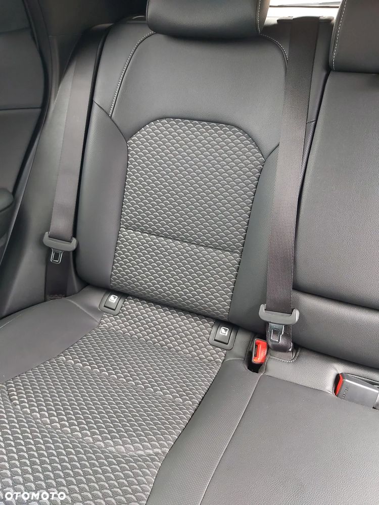 Kia XCeed 1.5 T-GDI L DCT - 14