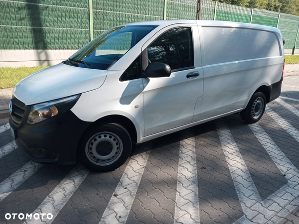 Mercedes-Benz VITO 111