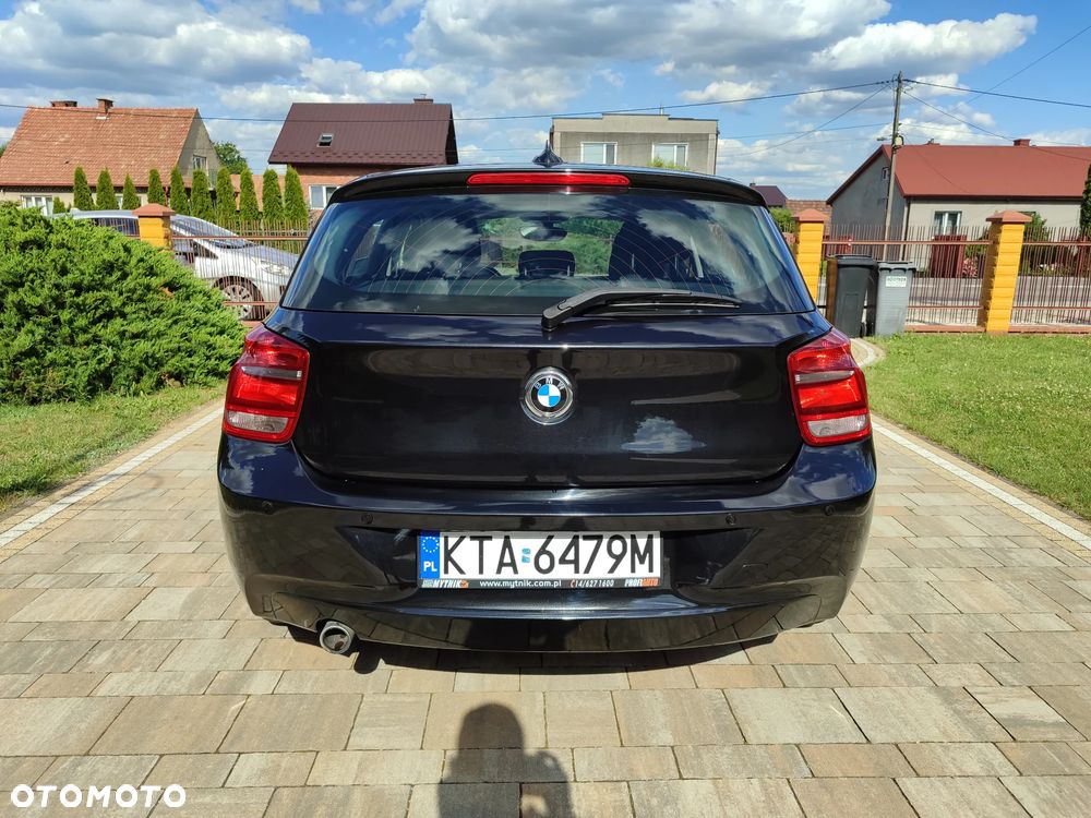 BMW Seria 1 116d Sport Line - 10