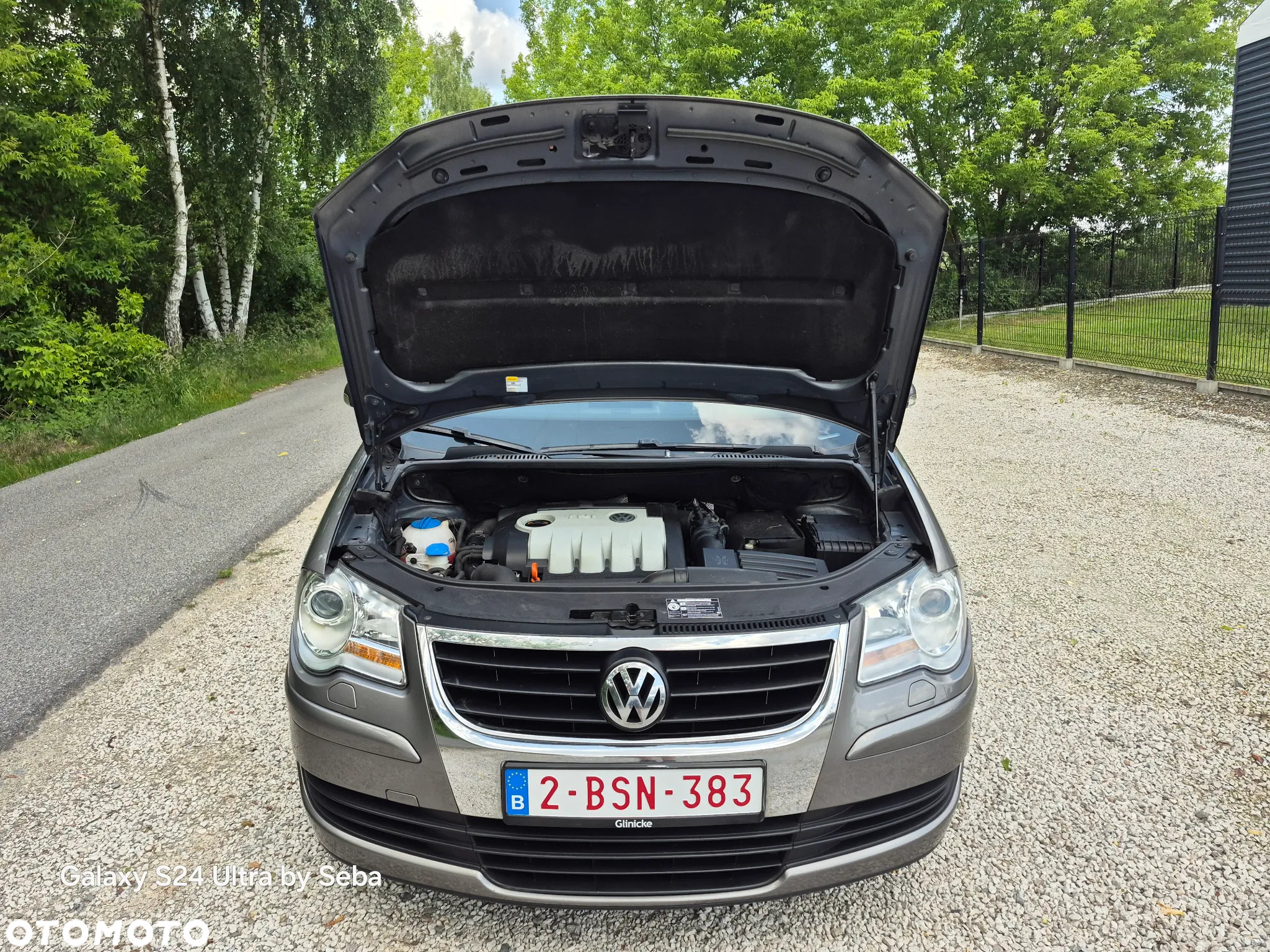Volkswagen Touran 2.0 TDI Highline - 26