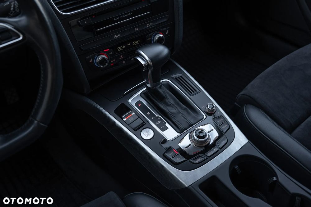 Audi A4 Allroad 2.0 TDI Quattro S tronic - 26