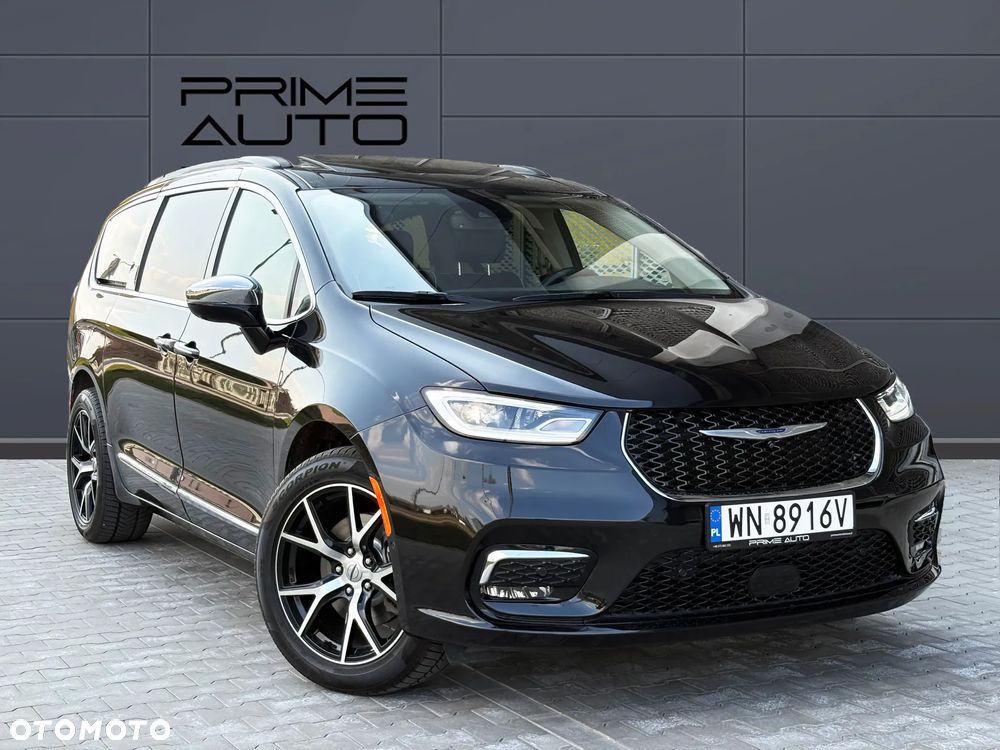 Chrysler Pacifica - 5