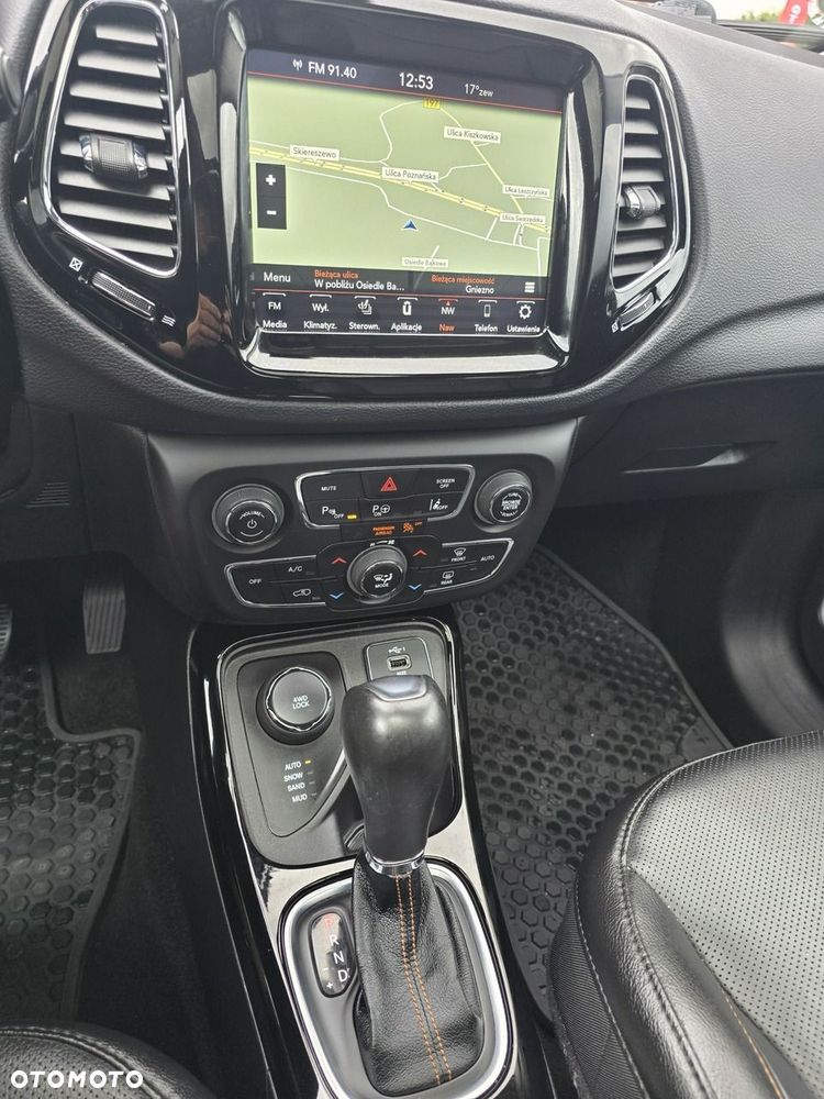 Jeep Compass 2.0 MJD Limited 4WD S&S - 30