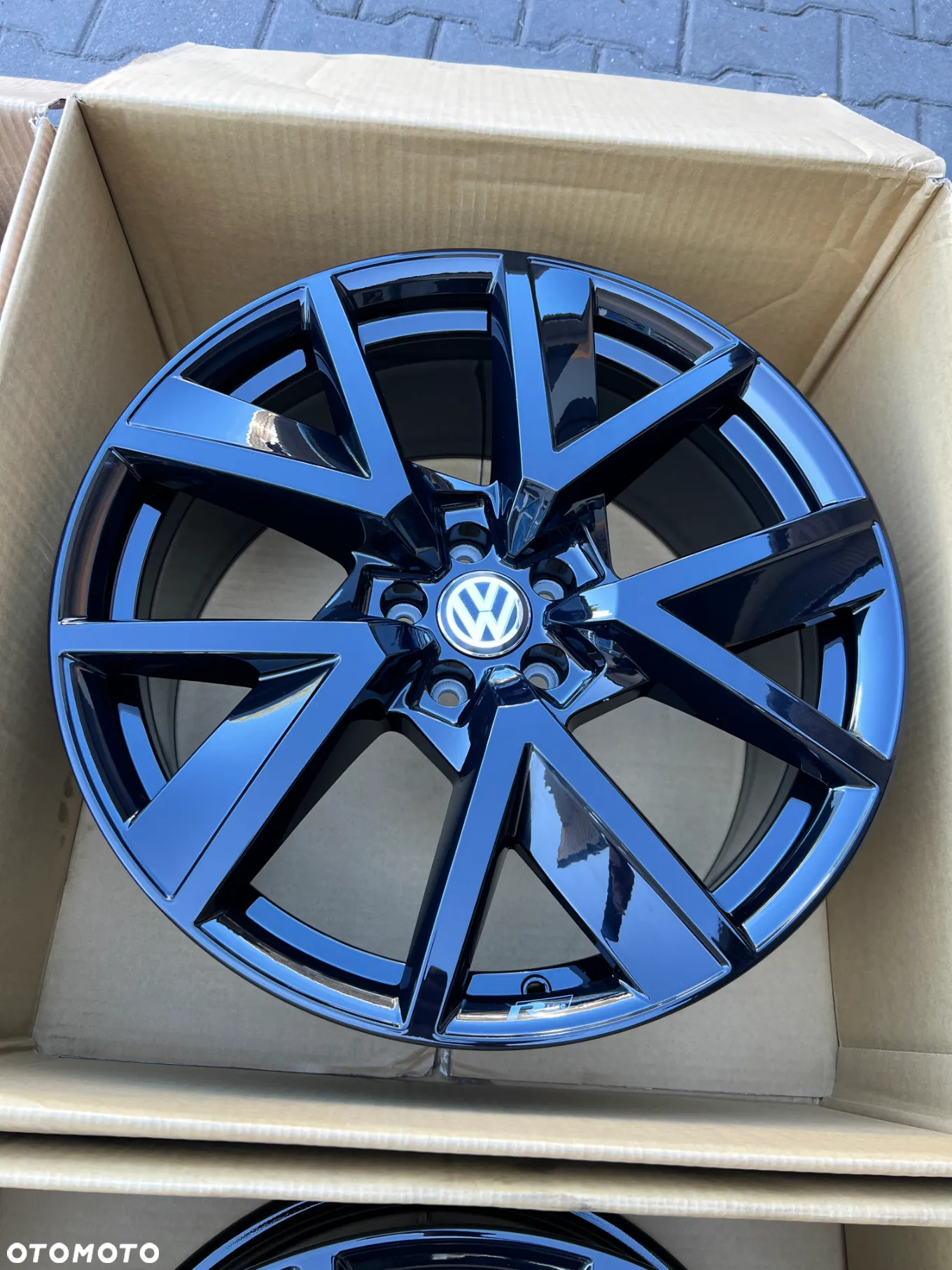 Oryginalne Felgi VW Touareg Atlas R-line Blac Piano 20'' 760601025Q - 8