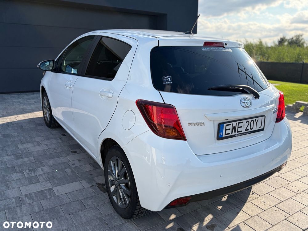Toyota Yaris 1.33 Premium - 3