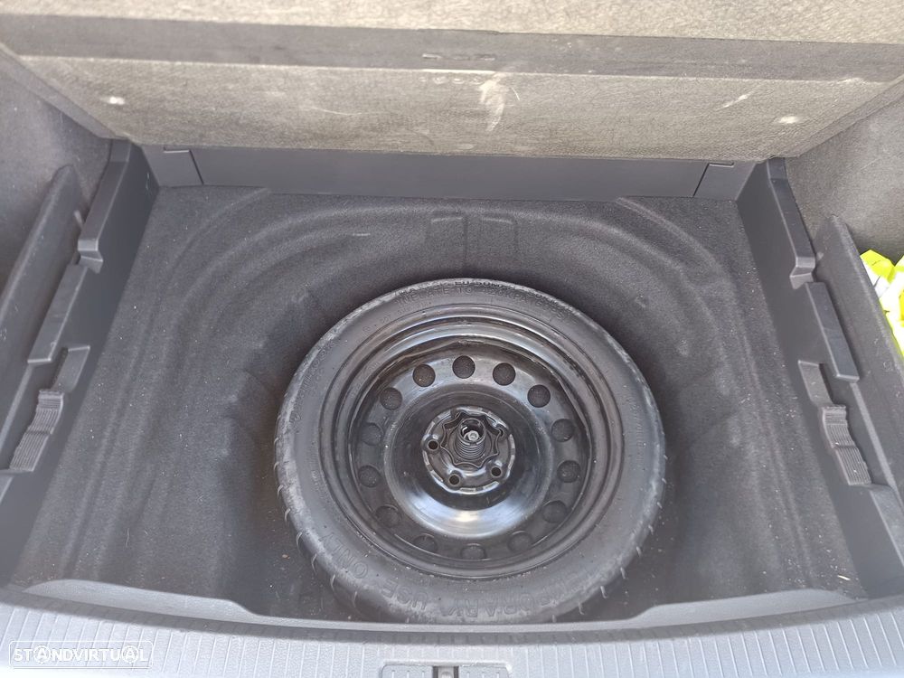 VW Golf Variant 1.6 TDi GPS Edition - 31