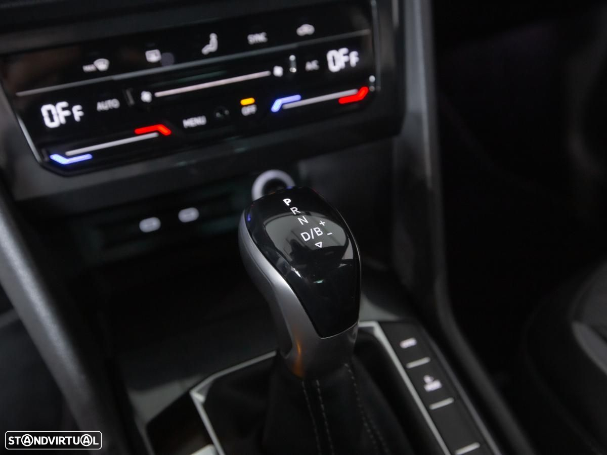 VW Tiguan 1.4 TSI eHybrid R-Line DSG - 23