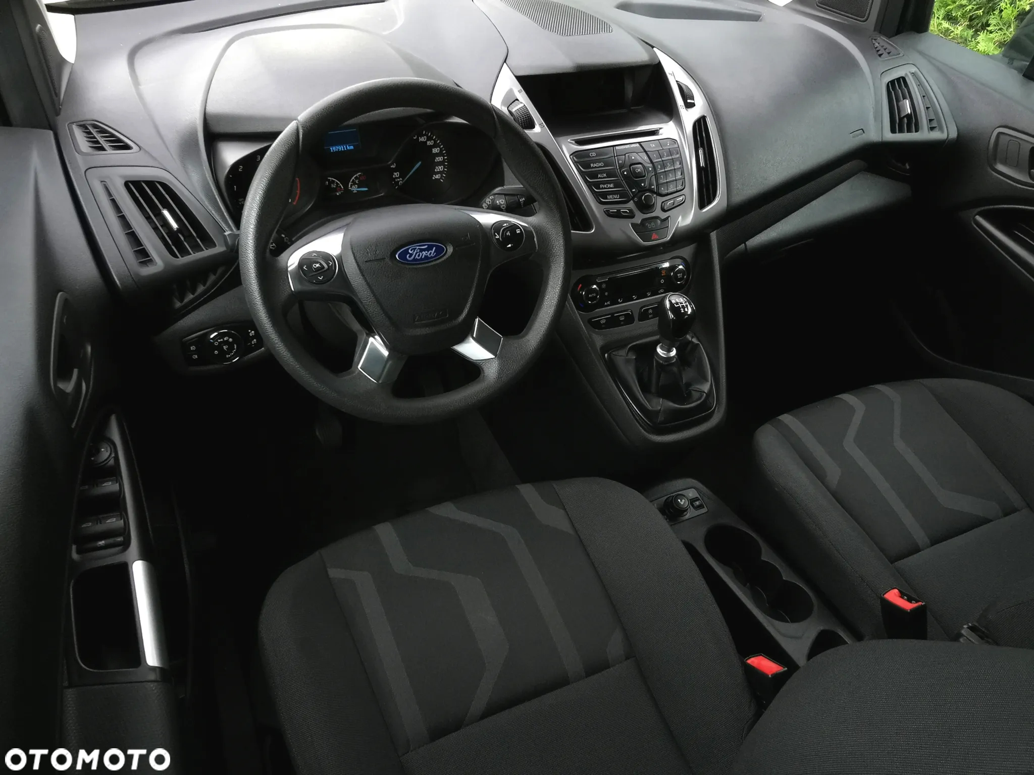 Ford Tourneo Connect Grand - 27