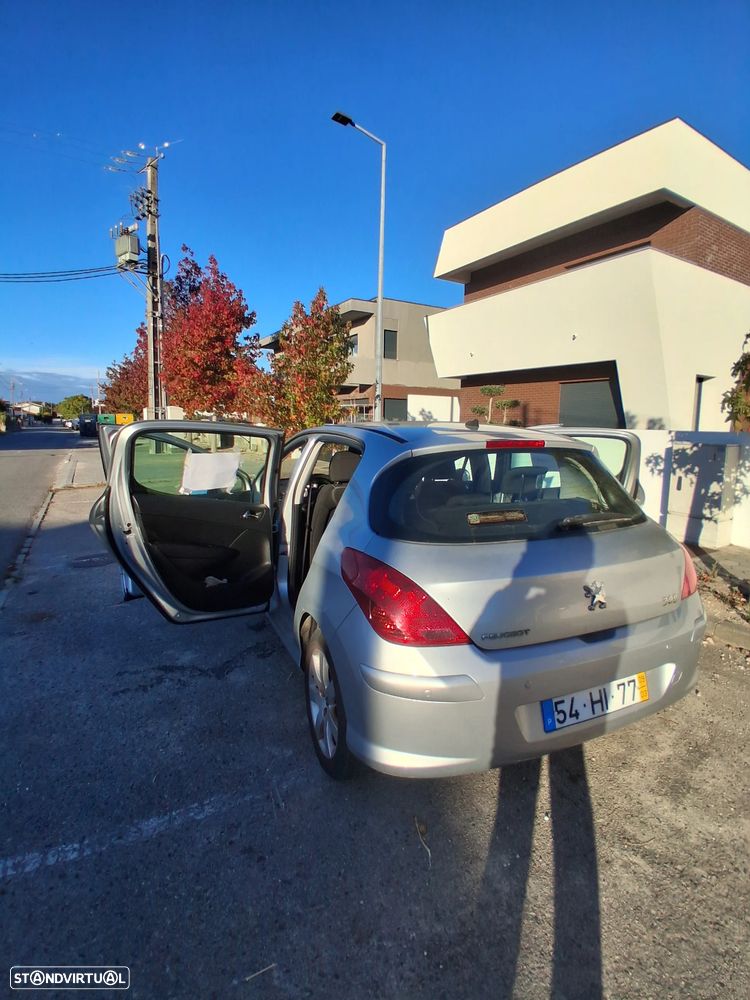 Peugeot 308 - 2