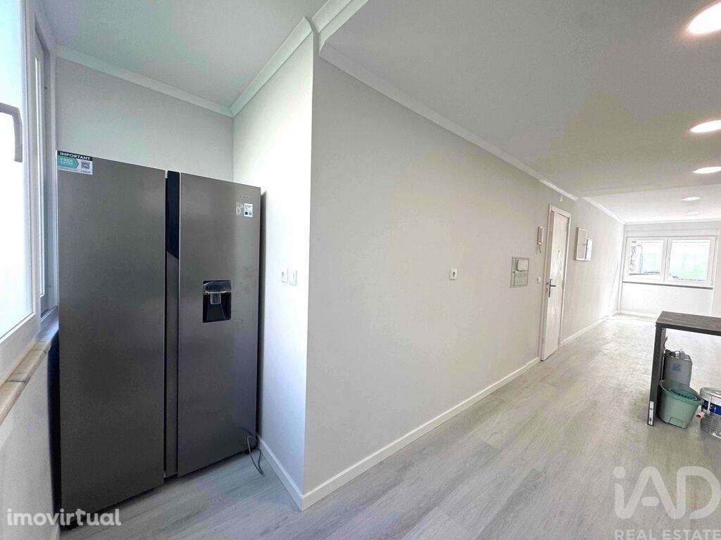 Apartamento T2 em Benfica de 56 m2 - Grande imagem: 2/24