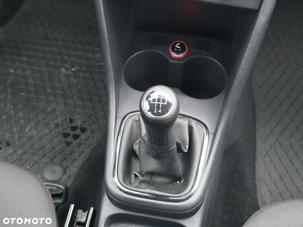 Volkswagen Polo - 16