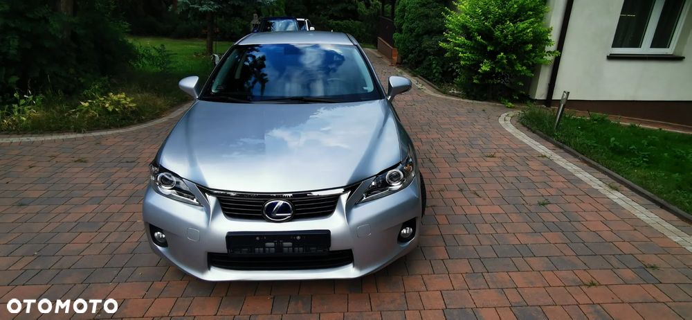 Lexus CT 200h Prestige - 2