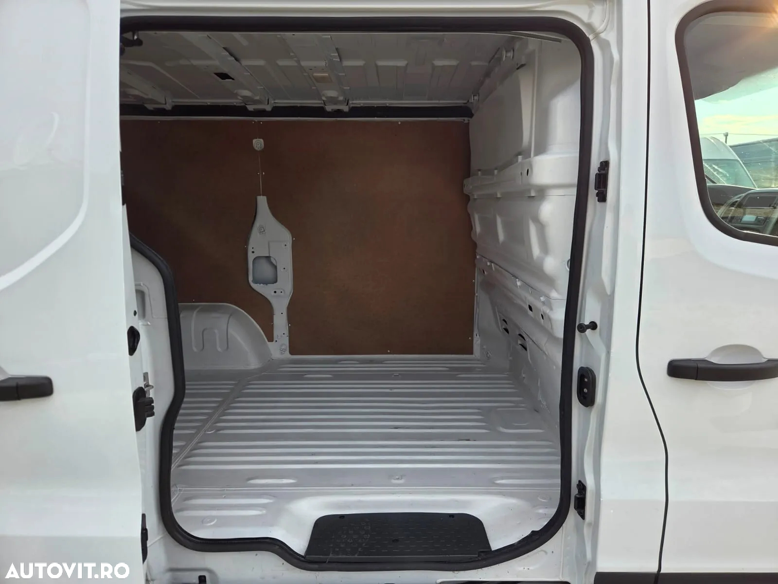 Renault Trafic L1H1 - 13