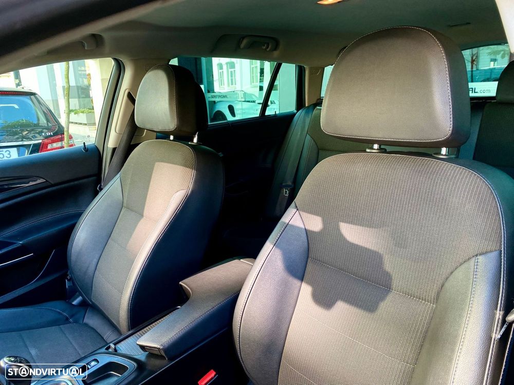 Opel Insignia Sports Tourer 2.0 CDTi Cosmo - 15