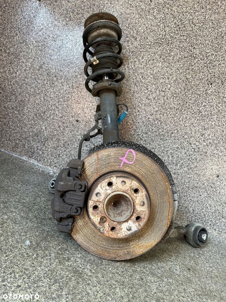 Kopyto zawieszenie mcperson wahacze prawy przod BMW X1 E84 S-Drive 2.0D N47 - 3