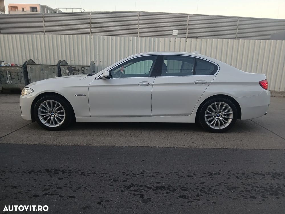 BMW Seria 5 520d Aut. Luxury Line - 3