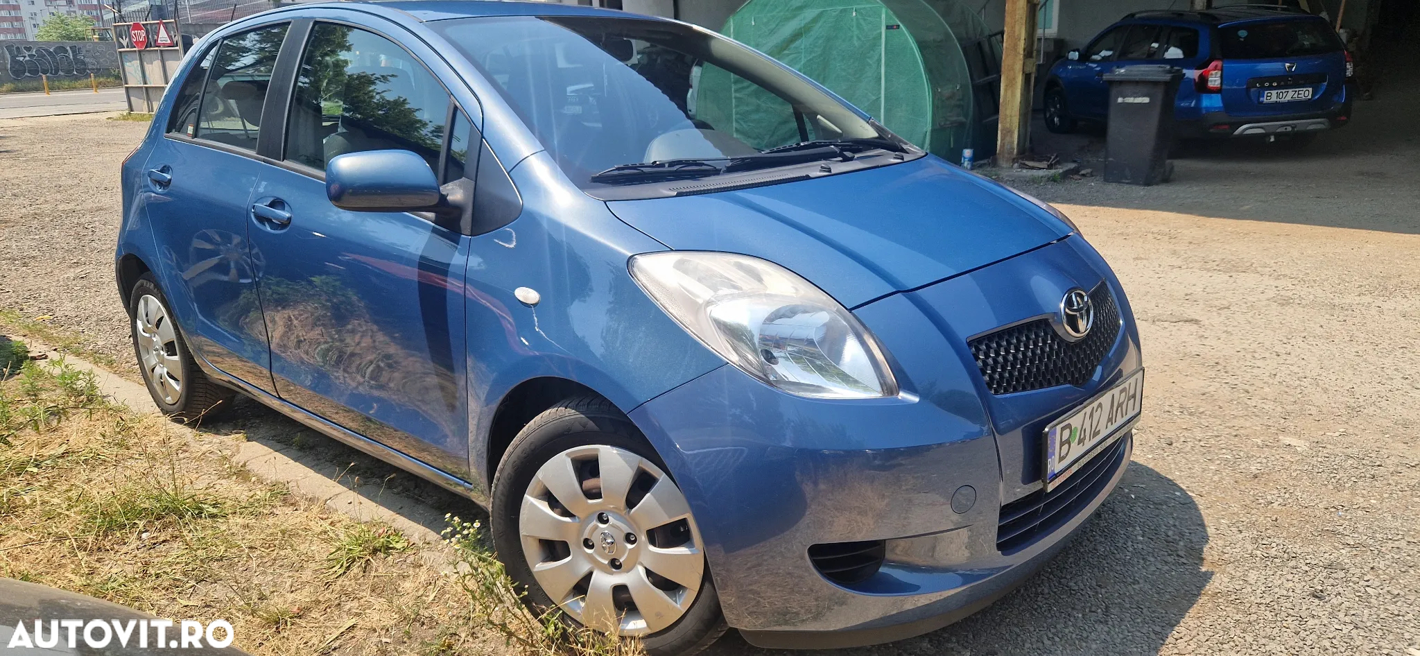 Toyota Yaris 1.3 Sol - 3