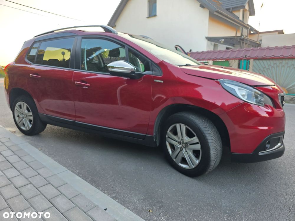 Peugeot 2008 BlueHDi 100 STOP & START Style - 32