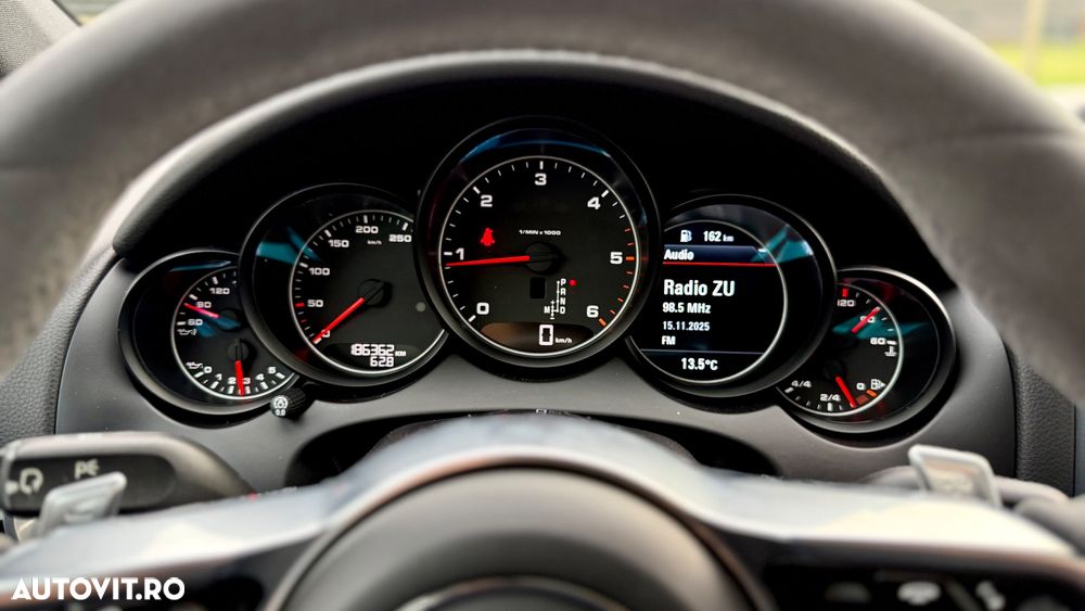 Porsche Cayenne Platinum Edition - 22