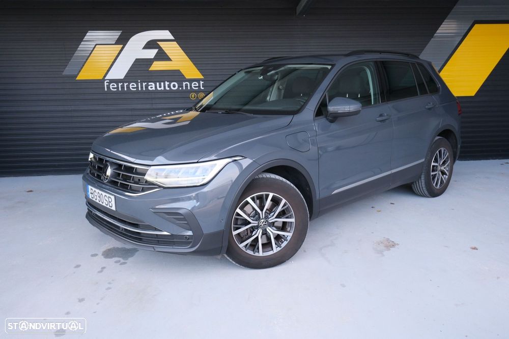 VW Tiguan - 1