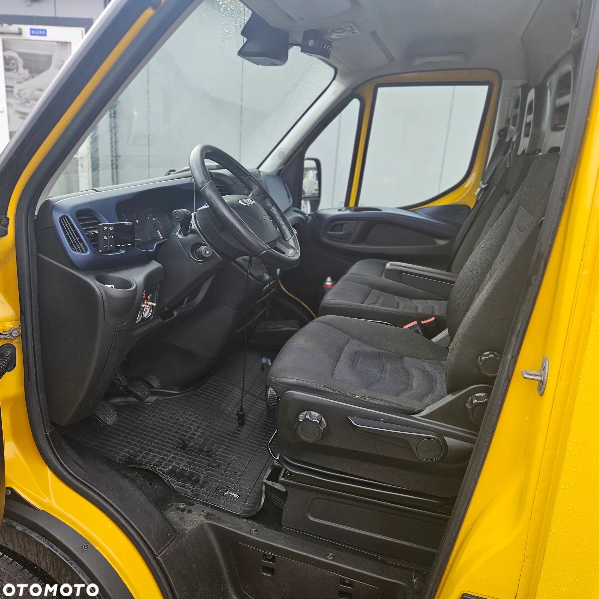 Iveco 35S18 - 10