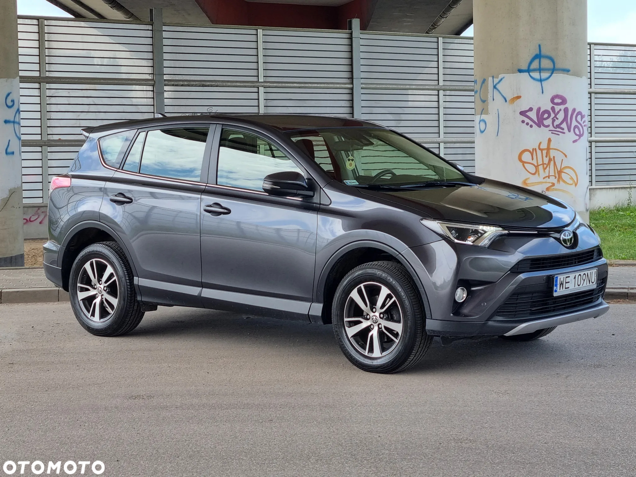 Toyota RAV4 2.0 D-4D Premium 4x2 - 11