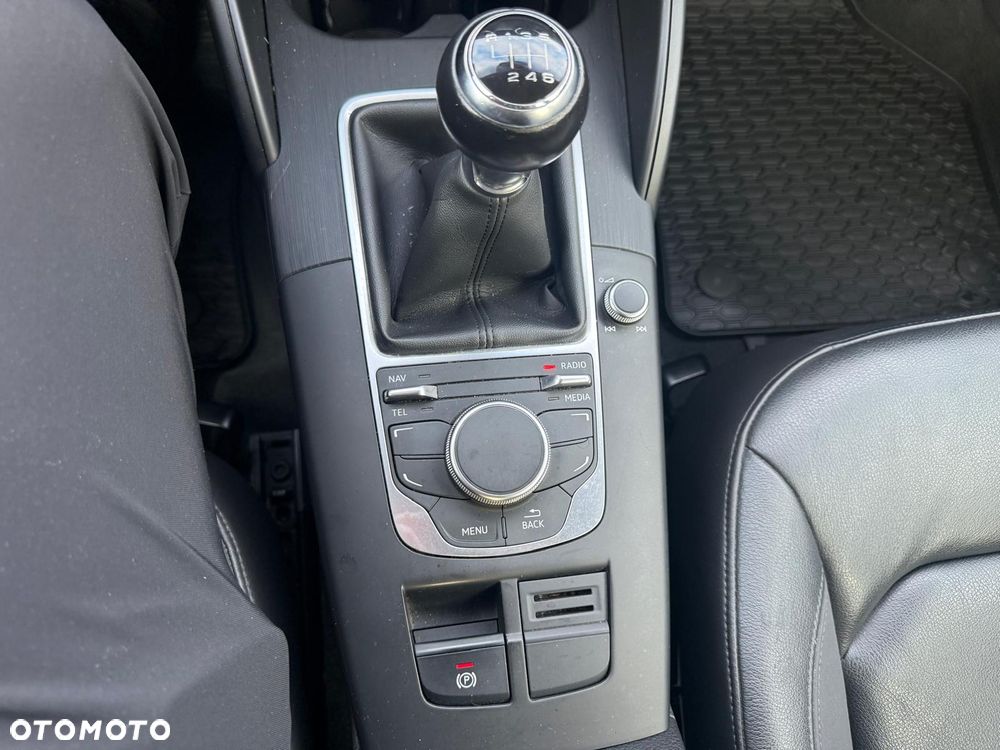 Audi A3 Sportback 1.2 TFSI Ambition - 19