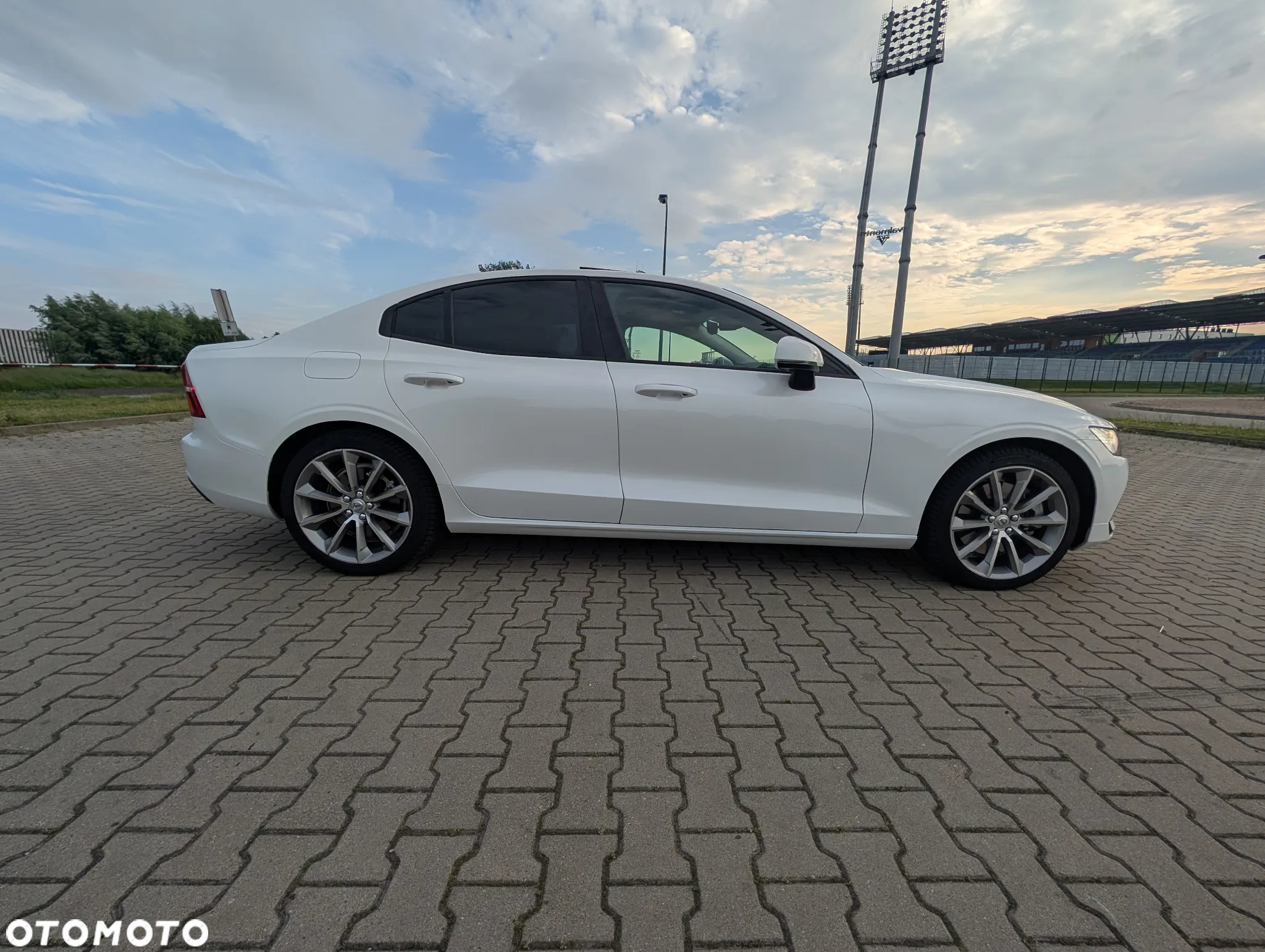 Volvo S60 T6 AWD Momentum Pro - 7