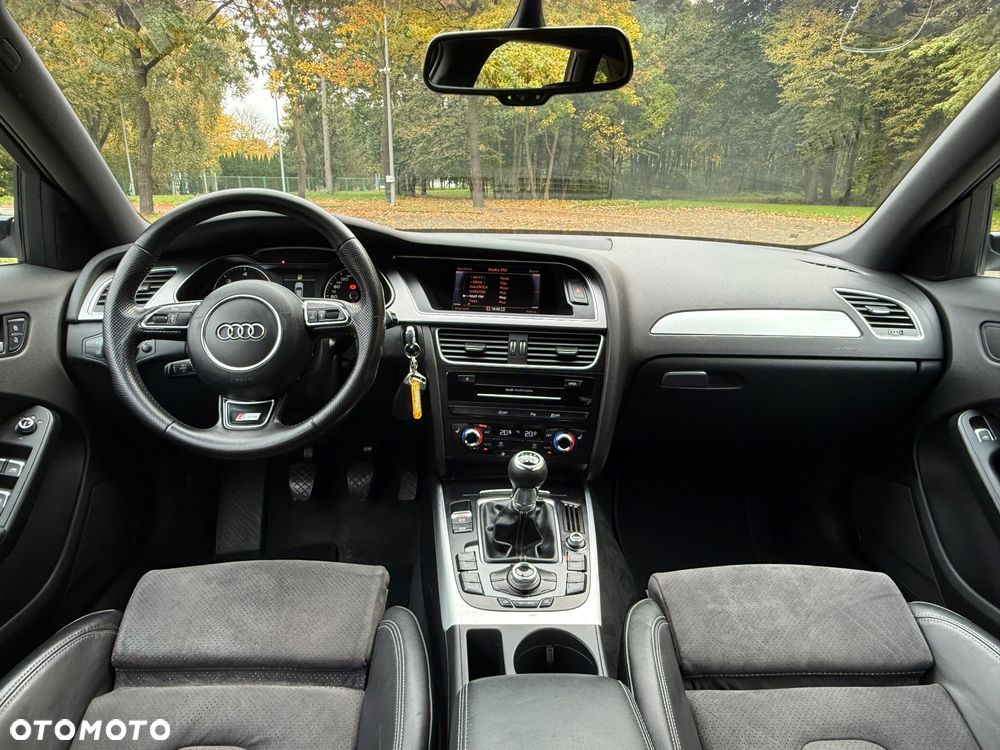 Audi A4 Avant 2.0 TDI DPF clean diesel S line Sportpaket - 6
