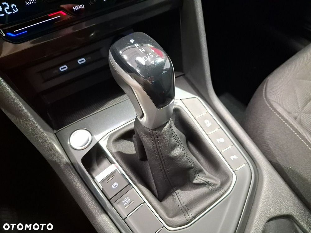 Volkswagen Tiguan - 26