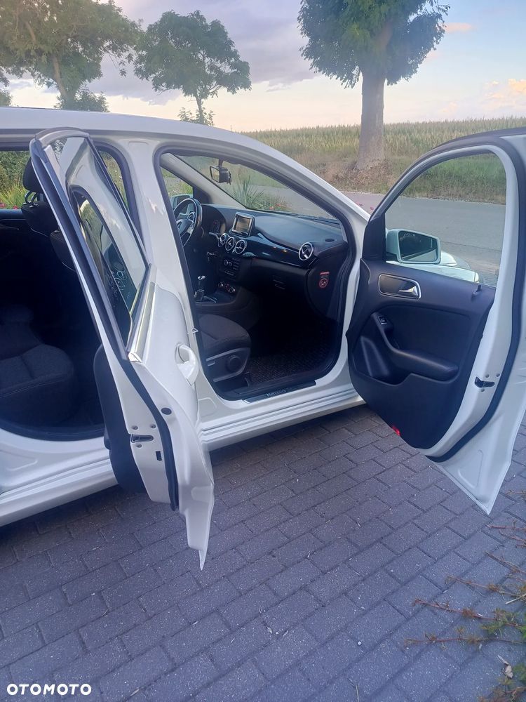 Mercedes-Benz Klasa B 180 CDI BlueEFFICIENCY Edition Style - 18