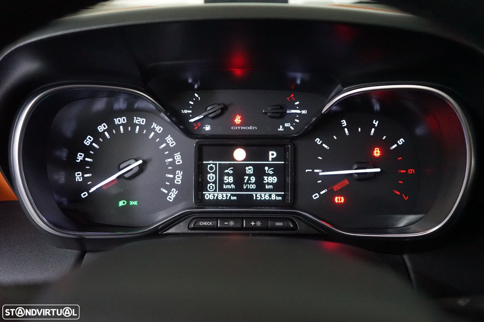 Citroën C3 Aircross - 16