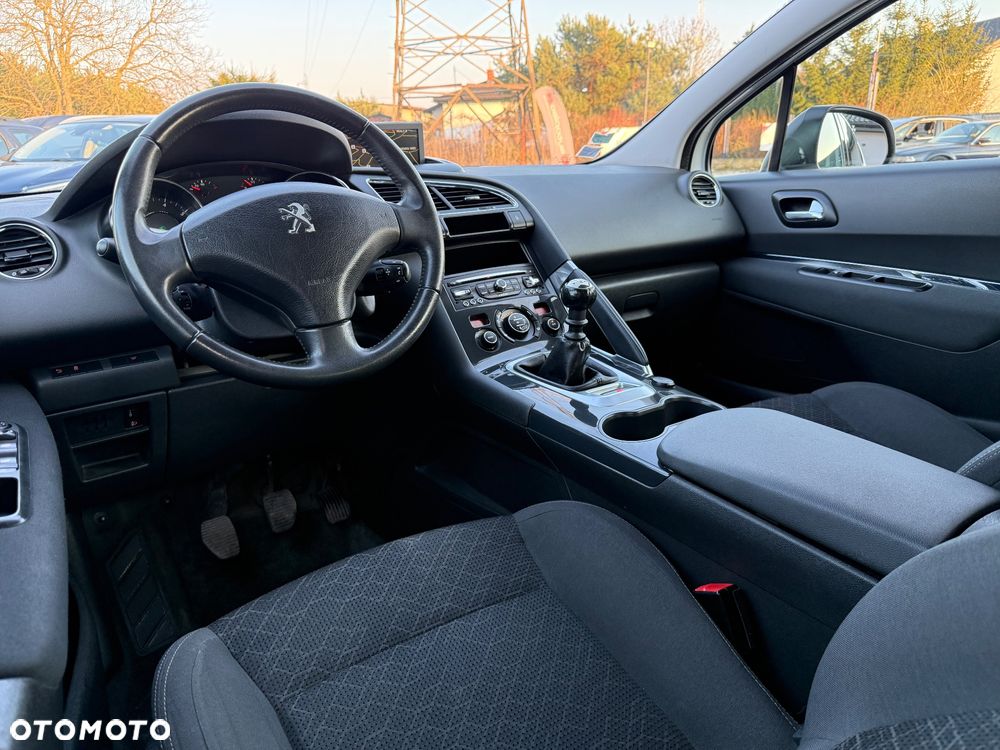 Peugeot 3008 1.2 PureTech Allure - 33