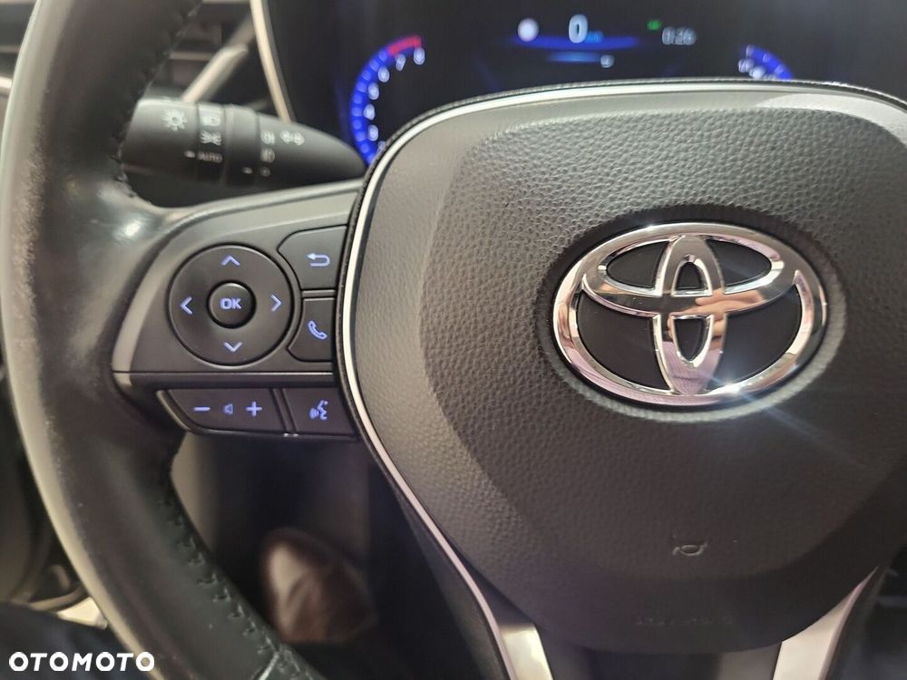 Toyota Corolla - 12