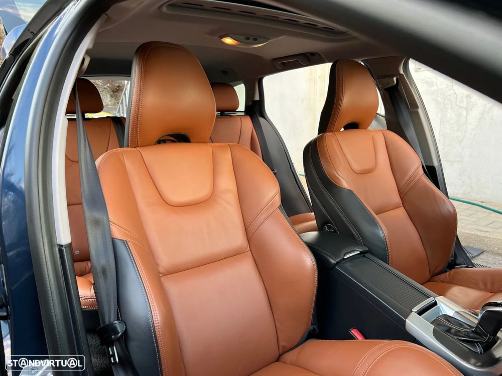 Volvo V60 D6 Twin Engine Geartronic Summum - 22